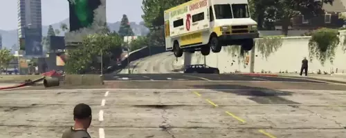 GTA 5 Mod Transforms Los Santos into an Airborne City