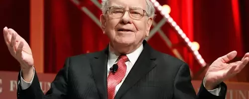 Warren Buffett's Enduring Investment Strategy: Farmland and Real Estate