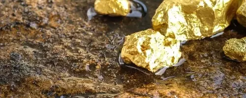 Newmont Mining (NEM) Stock Analysis: Elevated Valuation and Future Risks