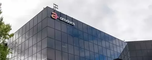 Amdocs' Undervalued Stability and Future Growth Potential