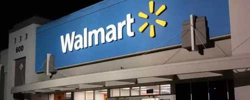 Walmart Slashes Price on Highly-Rated 105-Gallon Outdoor Storage Box