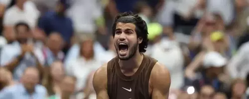 US Open: Alcaraz Triumphs on Return, Sabalenka Dominates