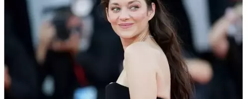 Marion Cotillard Advocates for Artisan Cinema at Venice Biennale College