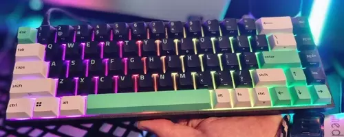 Razer's New Affordable Mini Mechanical Keyboard Impresses at Gamescom