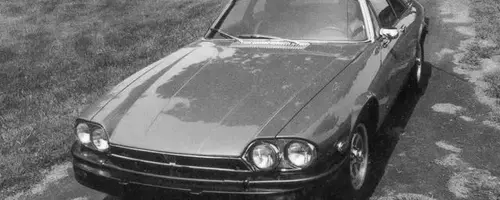 A Glimpse into the Luxury of the 1976 Jaguar XJ-S