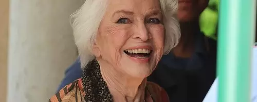 Ellen Burstyn Reflects on Enduring Career at 93