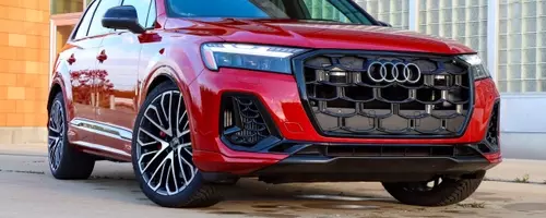 Review of the 2025 Audi SQ7: Performance, Luxury, and Family Utility