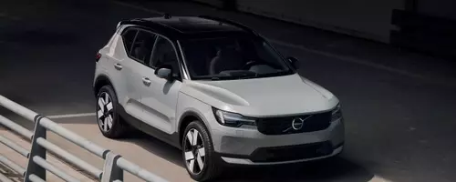 Unveiling the Refreshed 2028 Volvo XC40: A Design and Performance Evolution