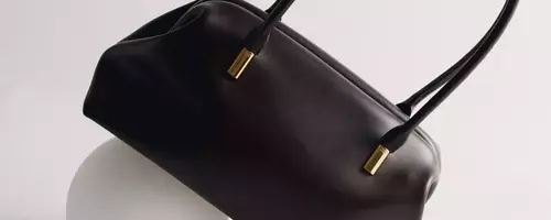 The Verafied Club Bag: A Timeless Accessory for Every Occasion