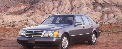 The 1991 Mercedes-Benz 400SE: A Blend of Luxury and Performance