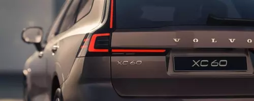 2028 Volvo XC60 Redesigned with Hybrid Powertrain
