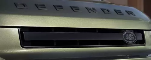 Jaguar Land Rover and Stellantis Collaborate on US-Built Defender Pickup