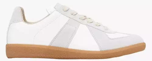 The Ultimate Guide to Men's Luxury Sneakers: Style and Comfort Combined