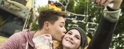 The 'Hard Launch' Phenomenon: Teenagers and Online Relationship Announcements