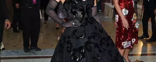 Jennifer Lopez's Captivating "Dolce Vita" Moment at Vogue World: Milano