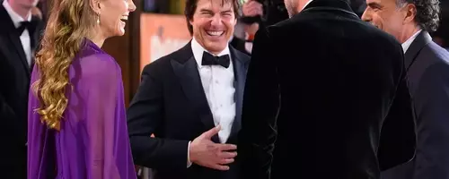 Royal Attendance Graces 'Digger' Premiere, Cruise Praises Arts Supporters