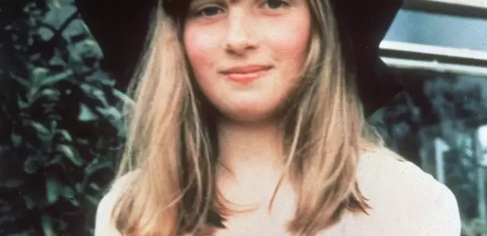 Princess Diana's Hair Evolution: A Royal Style Journey